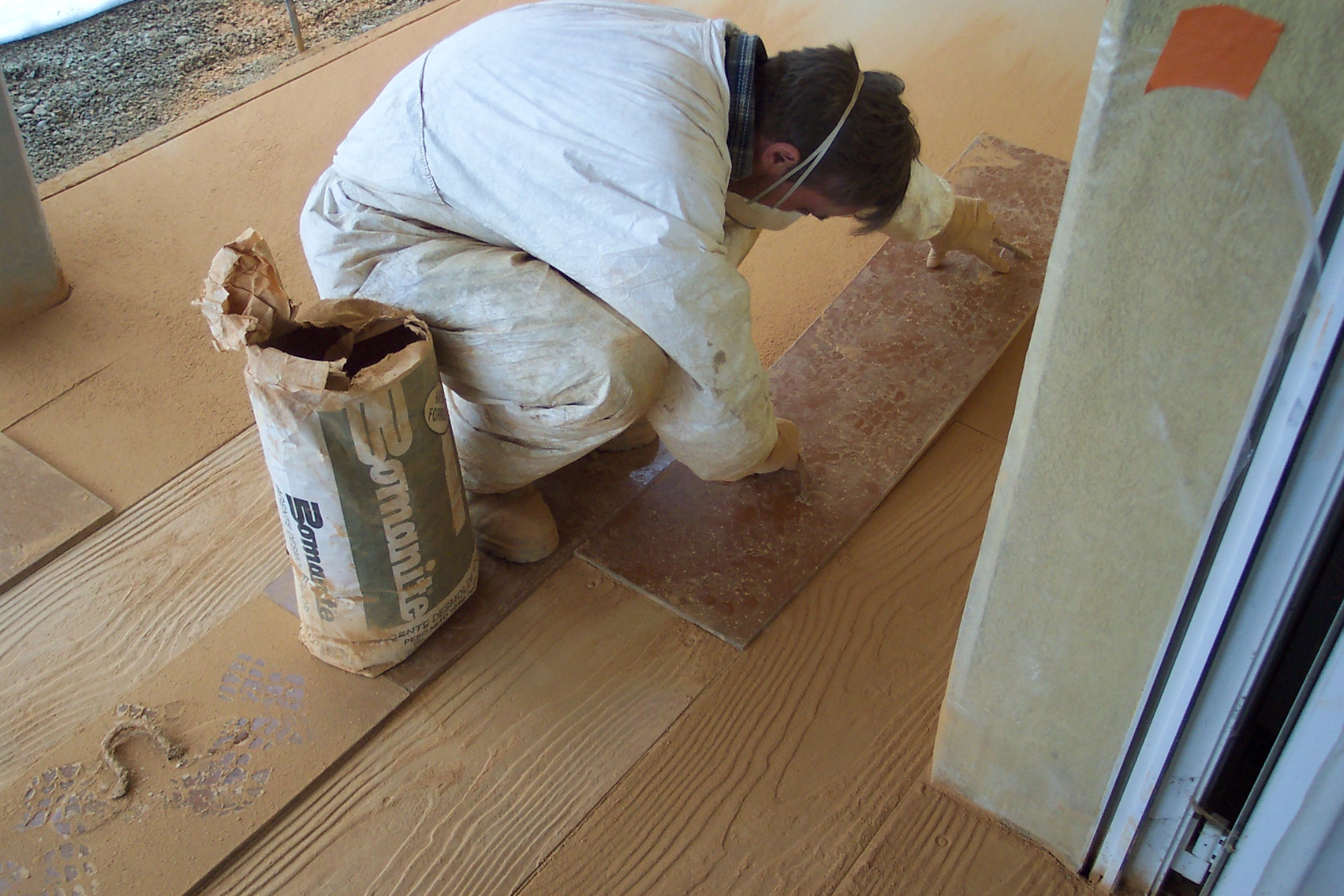 Chantier référence Béton Michel : Béton imprimé bureau Michel SAS
