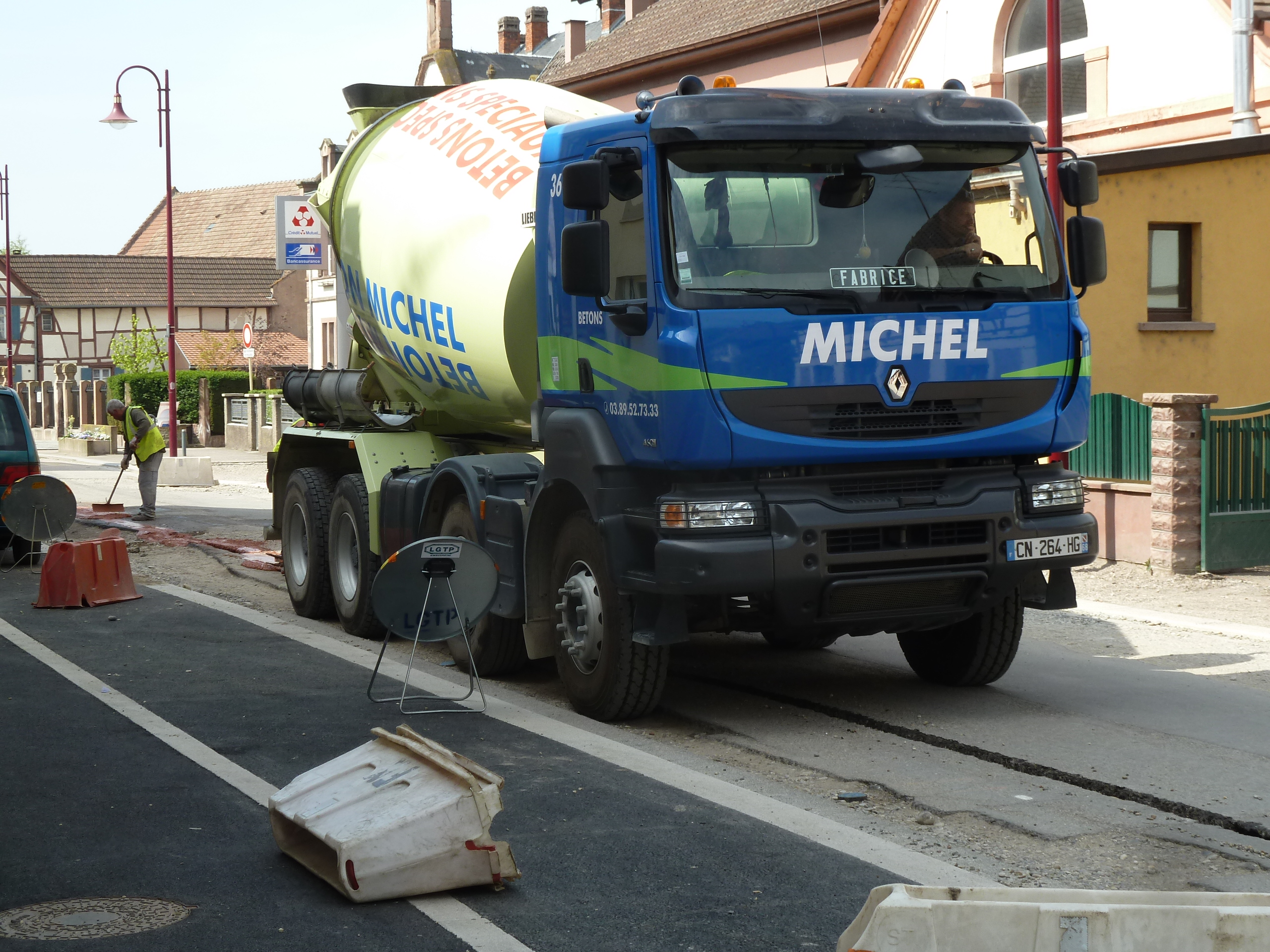Chantier référence Béton Michel : MAC coloré à Huttenheim