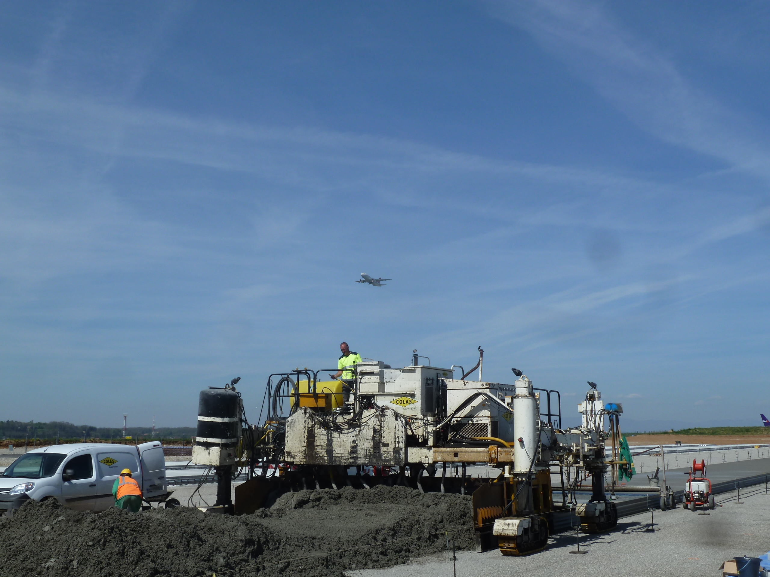 Chantier référence Béton Michel : Tarmac zone 4 EuroAirport