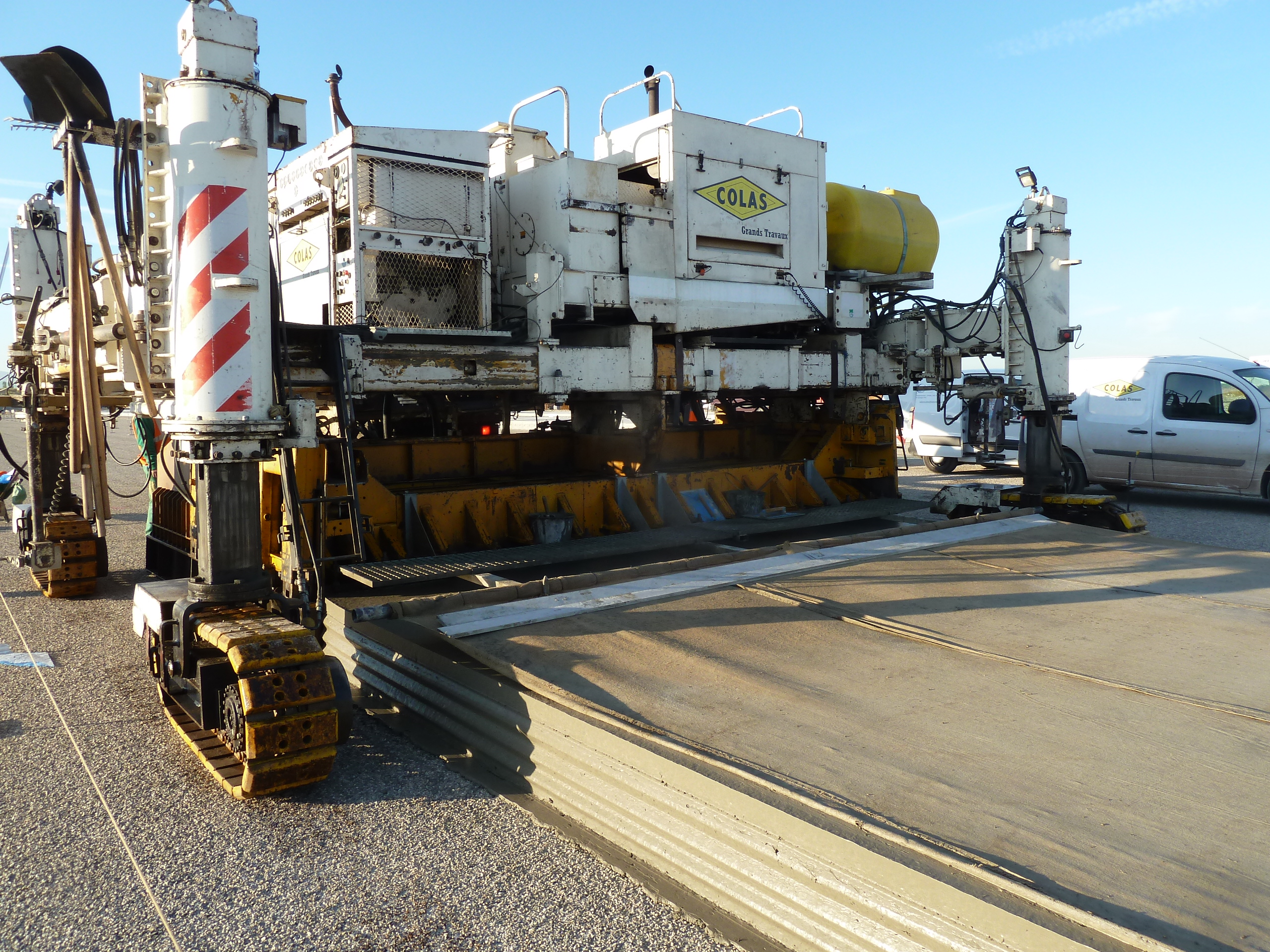 Chantier référence Béton Michel : Tarmac zone 4 EuroAirport